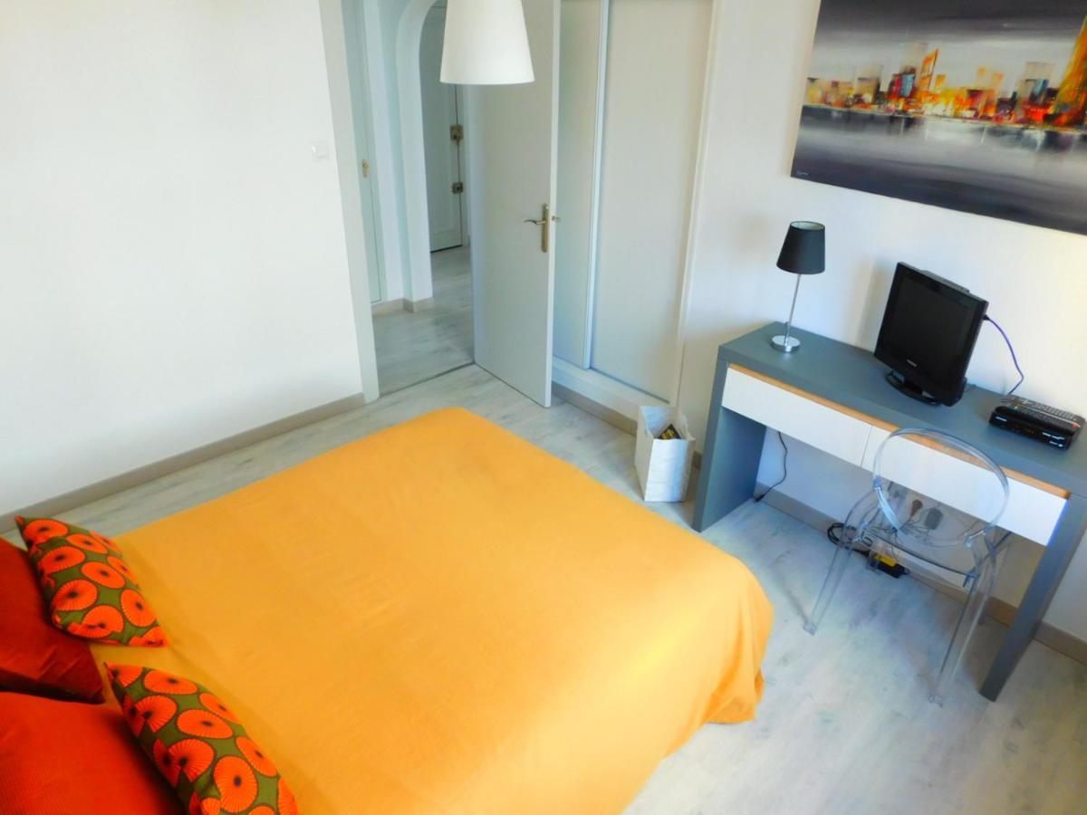 Apartamento Con Gran Terraza Con Vistas Al Mar En Rosas